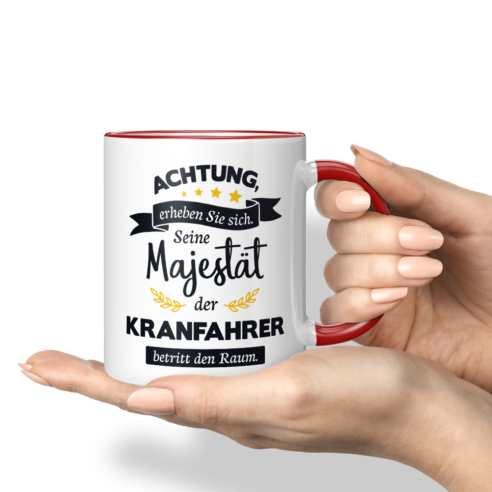 Achtung erheben Sie sich! Seine Majestät der Kranfahrer betritt Raum 10005974851 - Bild 8 von 8